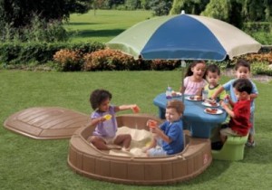 Step 2® 'Naturally Playful' Summertime Play Centre