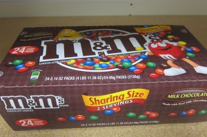 M&M's Milk Chocolate Candies Peg Pack 120g, 24-Count巧克力豆