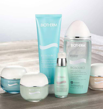  Biotherm 碧欧泉官网促销，买任意产品送光彩焕肤油豪华样品，满60元再送3件套护肤品！