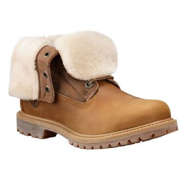  Timberland 女士翻领短靴 160元（2色可选），原价 200元，包邮