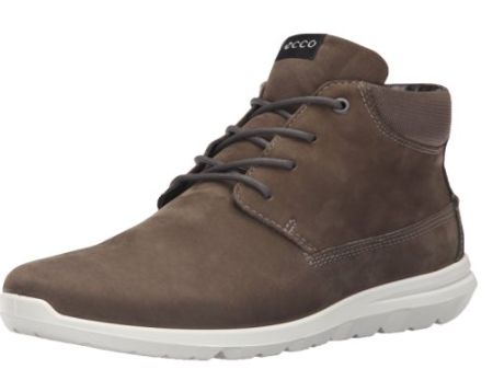  ECCO Calgary Hightop 男士休闲鞋 49.56元起特卖（2色），原价 190元，包邮