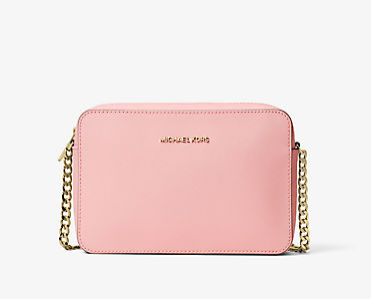  Michael Kors Jet Set 粉色斜挎包 126.75元，原价 188元，包邮