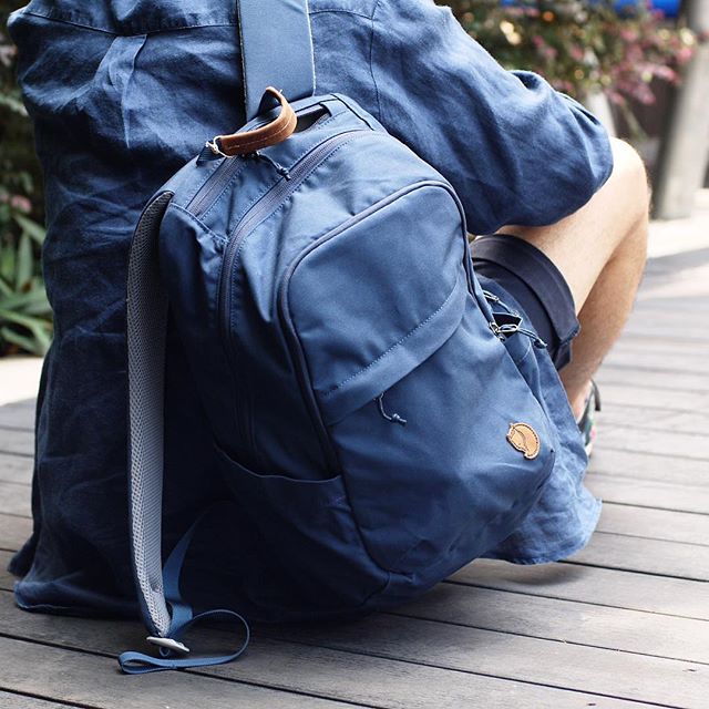  FJALLRAVEN Raven 20 双肩包 70加元，原价 100加元