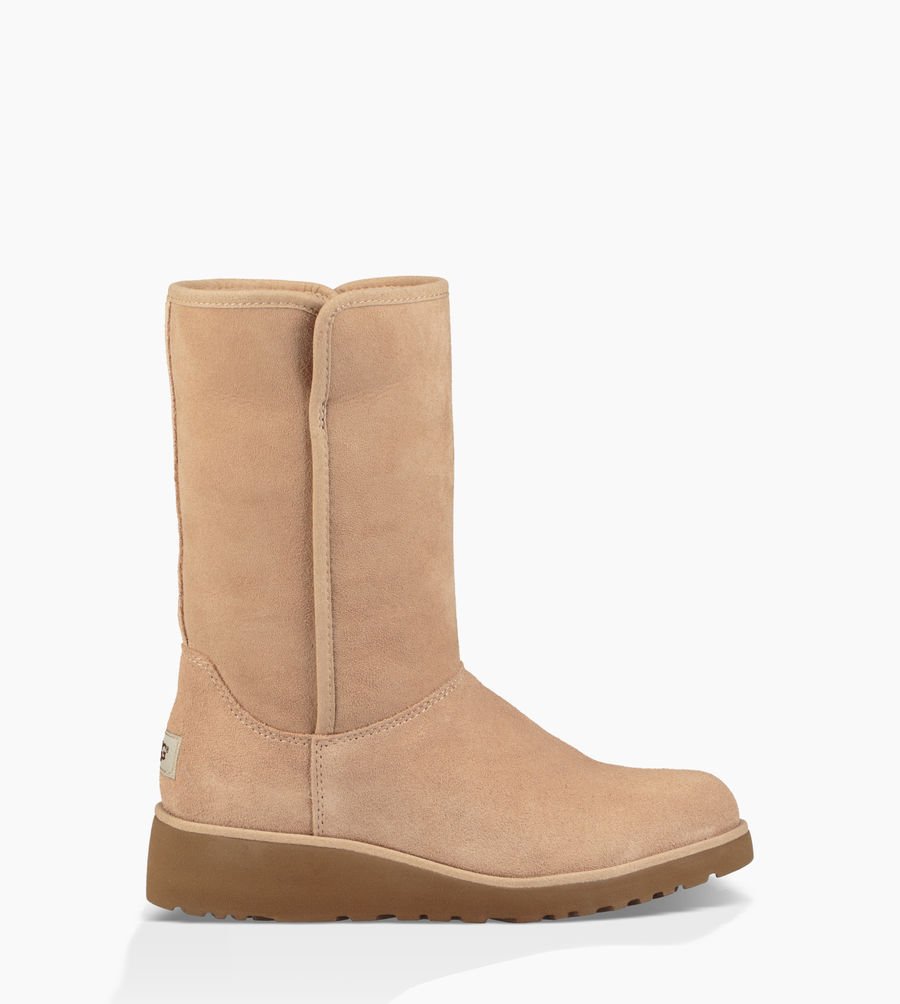 Kendall Jenner 同款！UGG AMIE 女款雪地靴144.99加元（2色），原价210