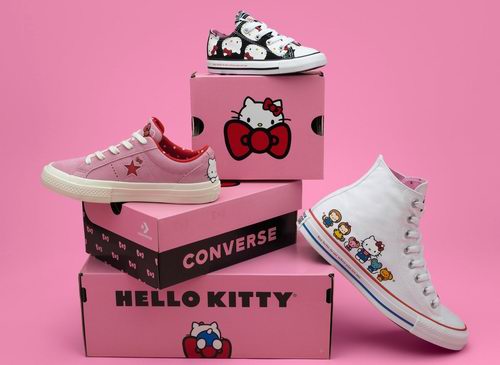 Converse X Hello Kitty