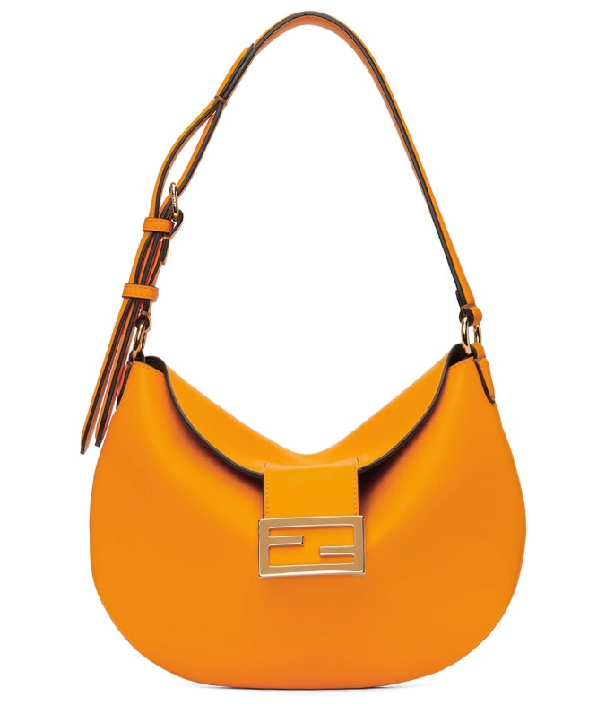  Fendi Croissant小号牛角包 7.9折 1888加元，原价 2390加元，包邮