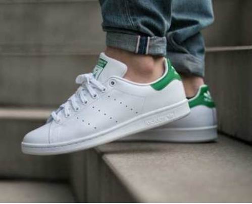  adidas Originals Stan Smith 男士绿尾小白鞋 64.5加元（原价 130加元，4.5码）