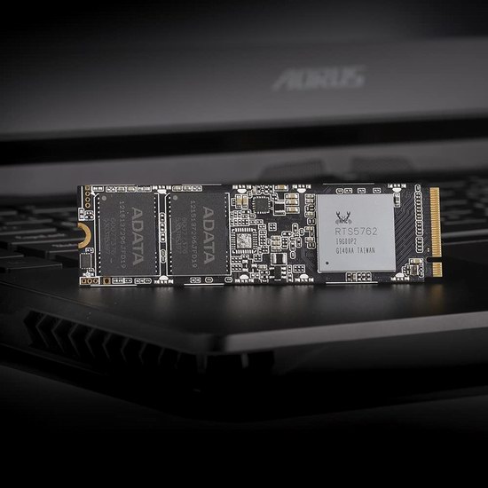 历史新低！XPG SX8100 4TB 3D NAND NVMe 固态硬盘349.99加元包邮！_