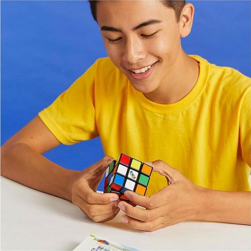  Rubik's 3x3 立方体 3D旋转魔方 8.93加元（原价 12.99加元）