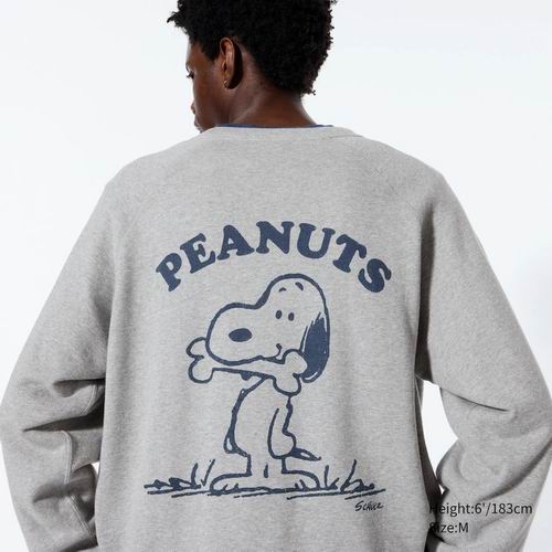 Uniqlo X PEANUTS 史努比套头衫、T恤 29.9加元起！封面款套头衫39.9加元