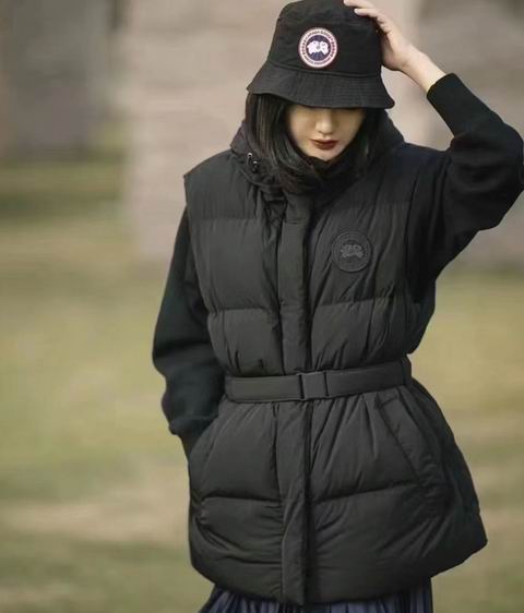  闪购！Canada Goose Rayla  羽绒束腰马甲7.6折  646加元（原价 850加元）